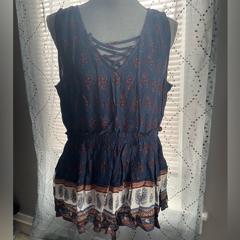 Maurice’s Navy Paisley Print Sleeveless Top
